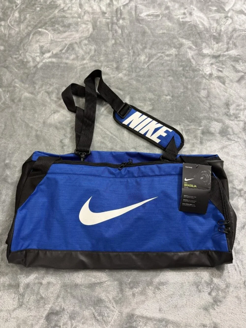 Nike Blue Brasilia Duffel Bag Water Resistant Shoe Compartment Men Training